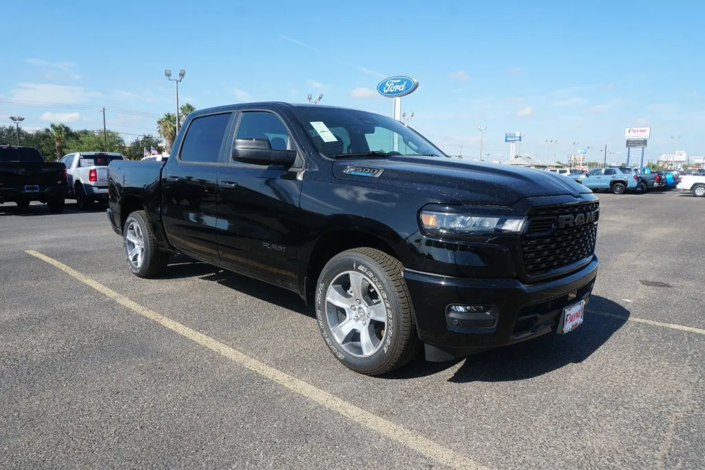 2026 RAM 1500 Express 2026 RAM 1500 Express