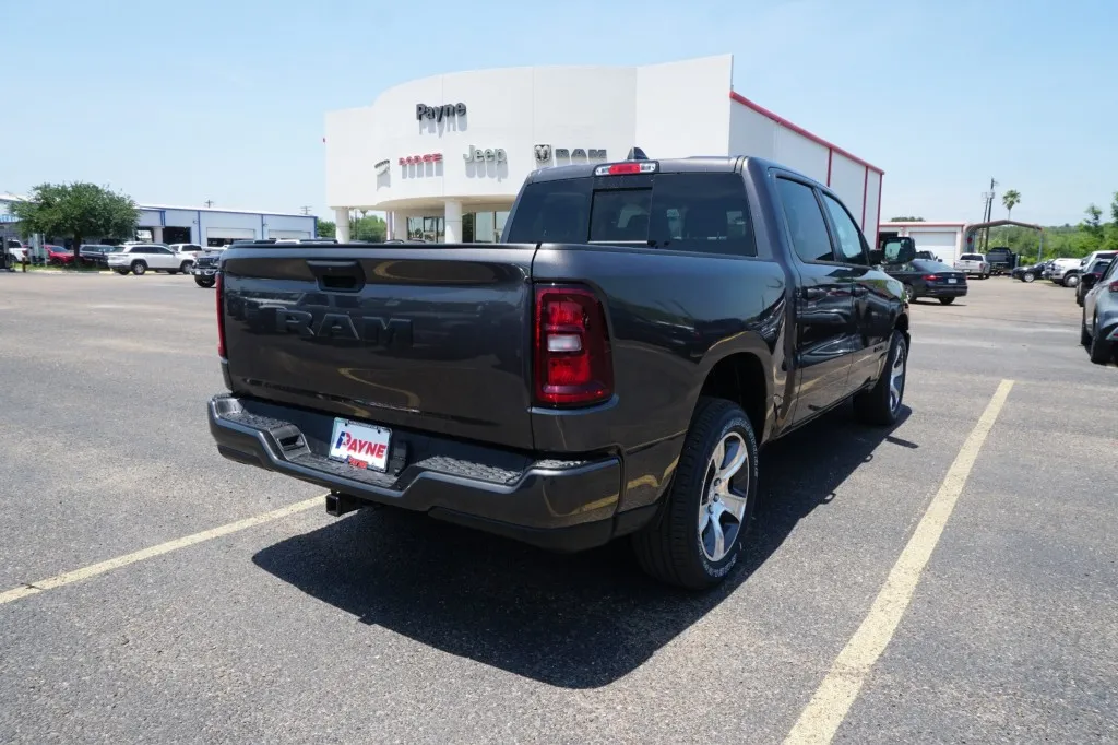 2026 RAM 1500 Express