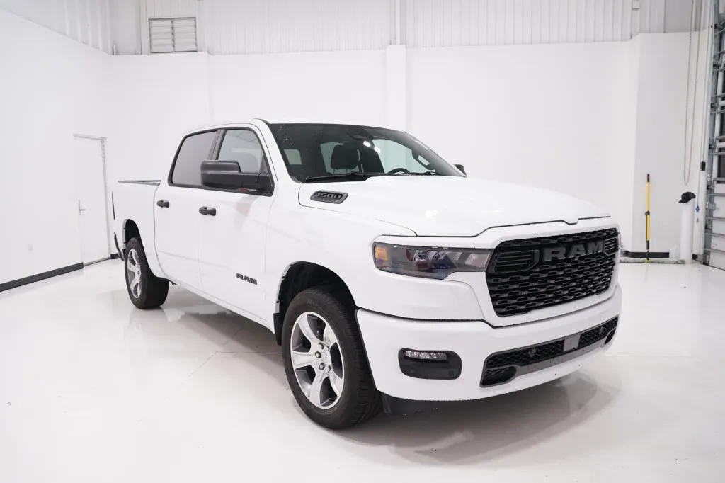 2027 RAM 1500 Express 2027 RAM 1500 Express