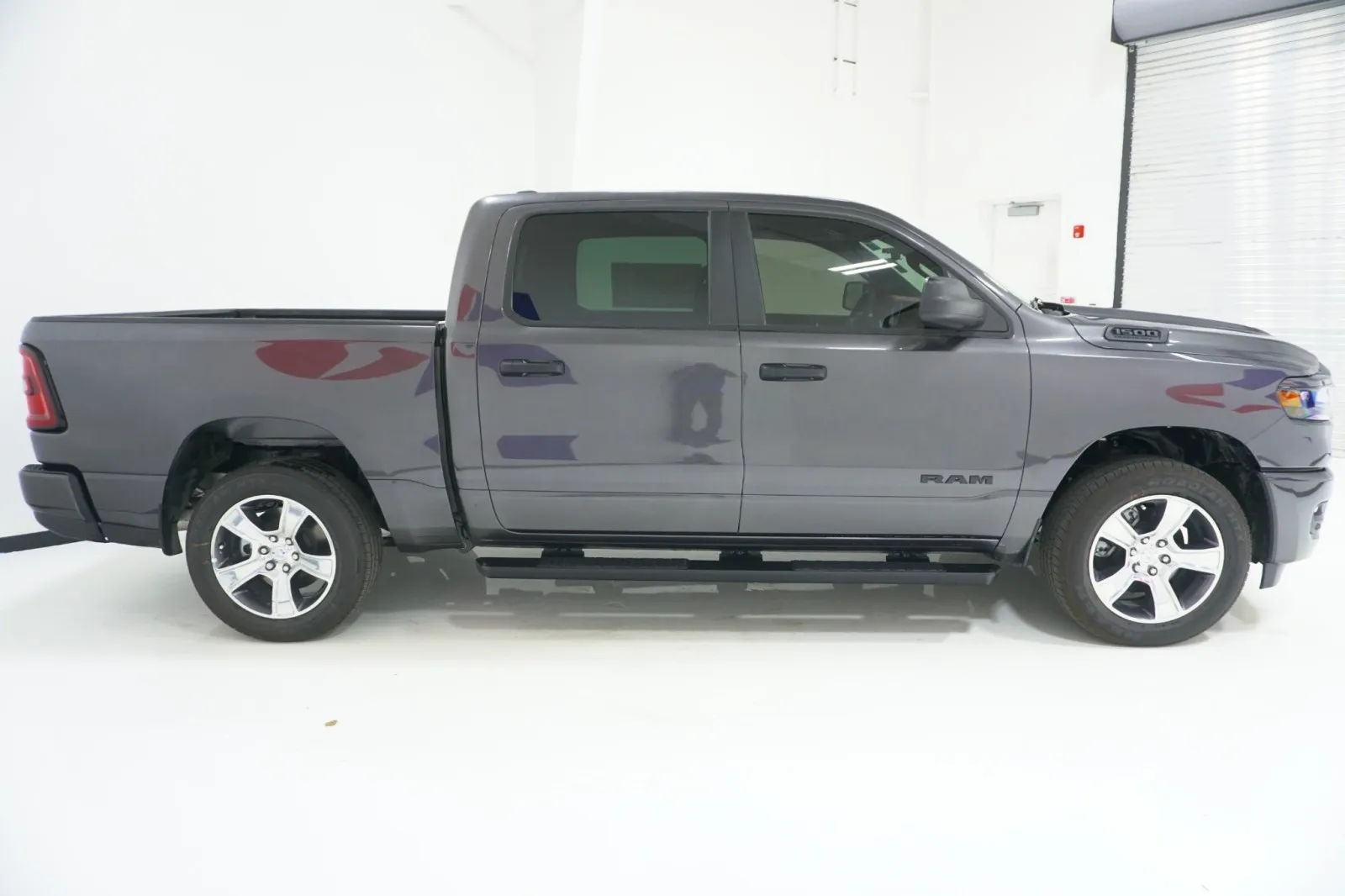 2027 RAM 1500 Express 2027 RAM 1500 Express