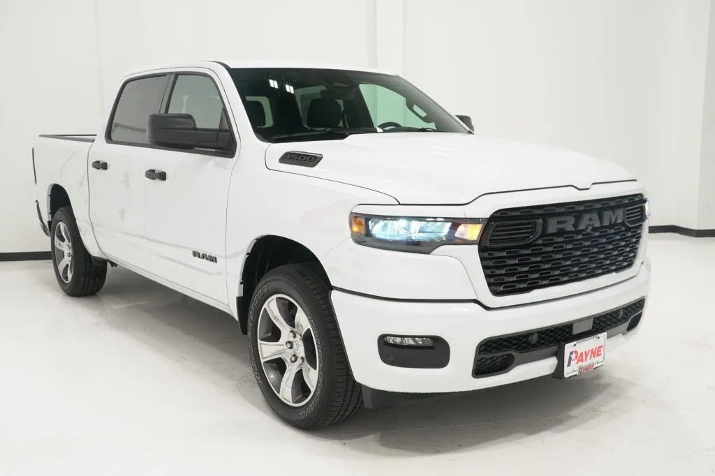 2026 RAM 1500 Express