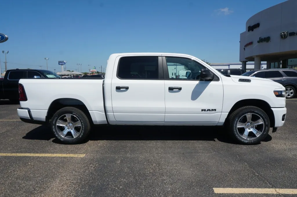 2026 RAM 1500 Express