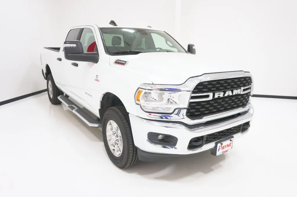 2024 RAM 2500 Big Horn 2024 RAM 2500 Big Horn