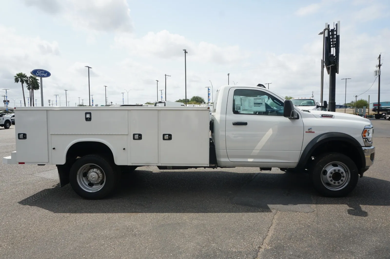 2024 RAM 5500 Chassis Cab Tradesman