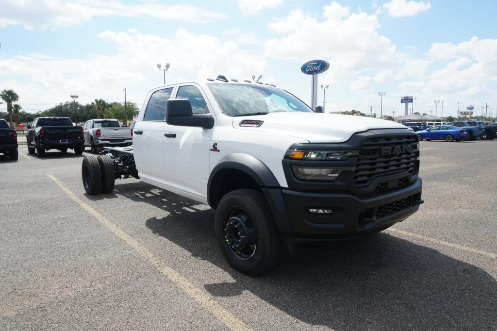 2027 RAM 5500 Chassis Cab Tradesman