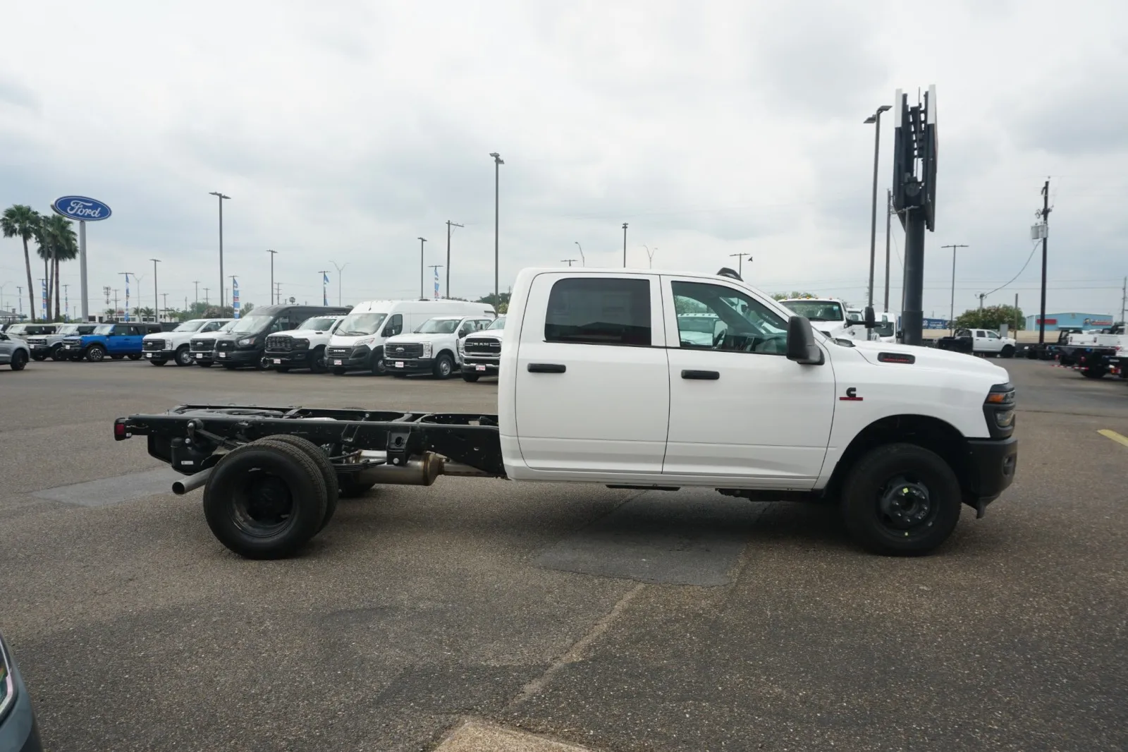2026 RAM 3500 Chassis Cab Tradesman