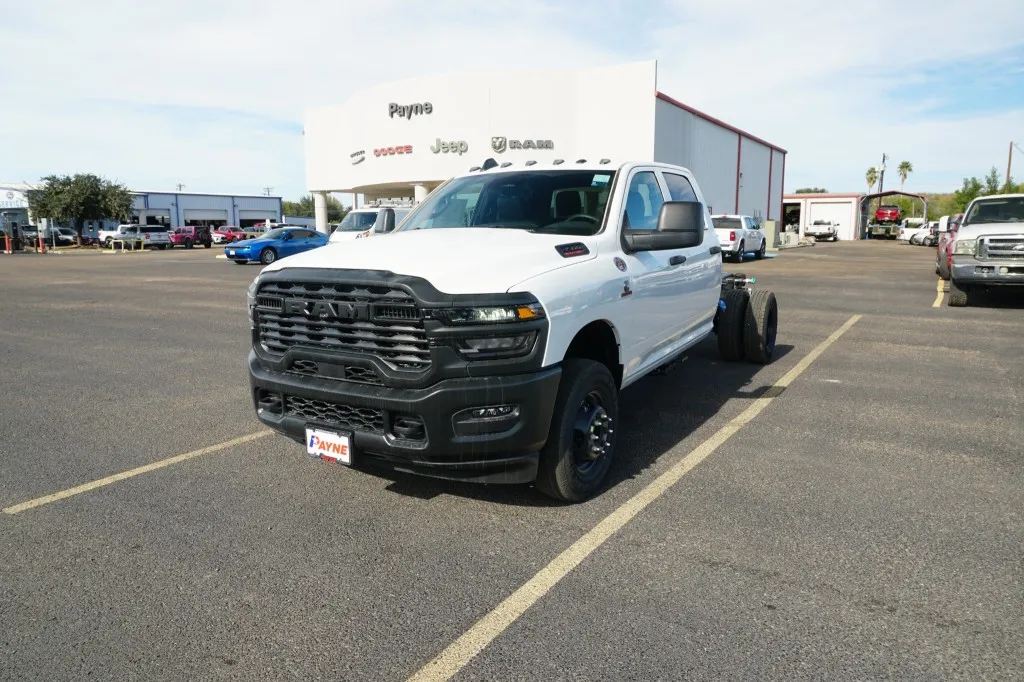 2026 RAM Ram 3500 Chassis Cab Tradesman's photo