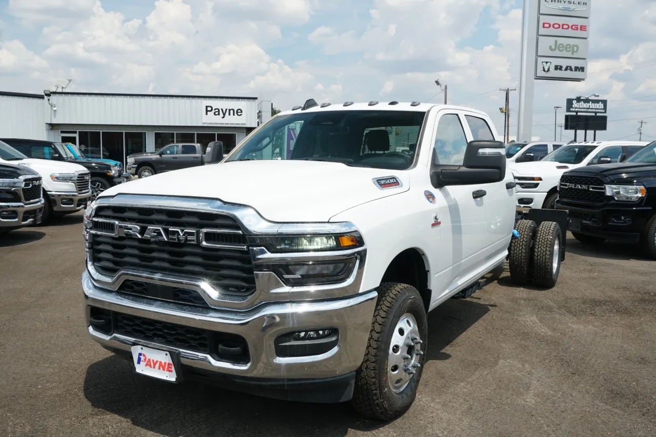 2025 RAM 3500 Chassis Cab Tradesman
