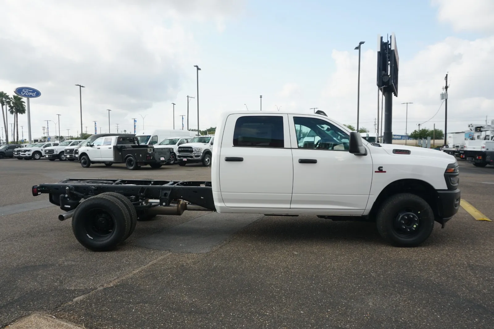 2026 RAM 3500 Chassis Cab Tradesman