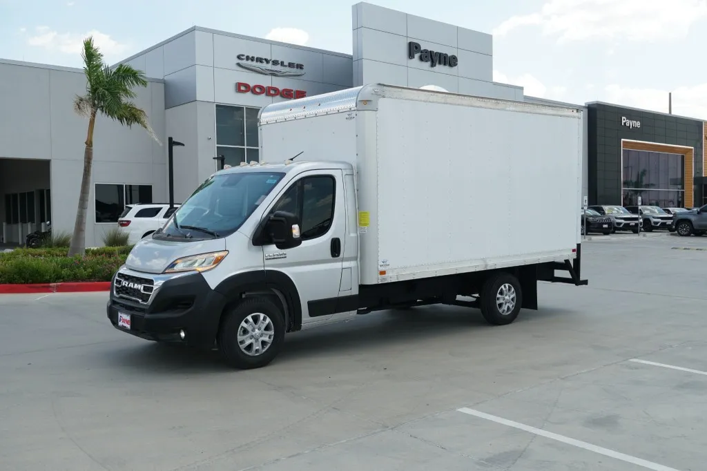 2024 RAM ProMaster Cutaway SLT