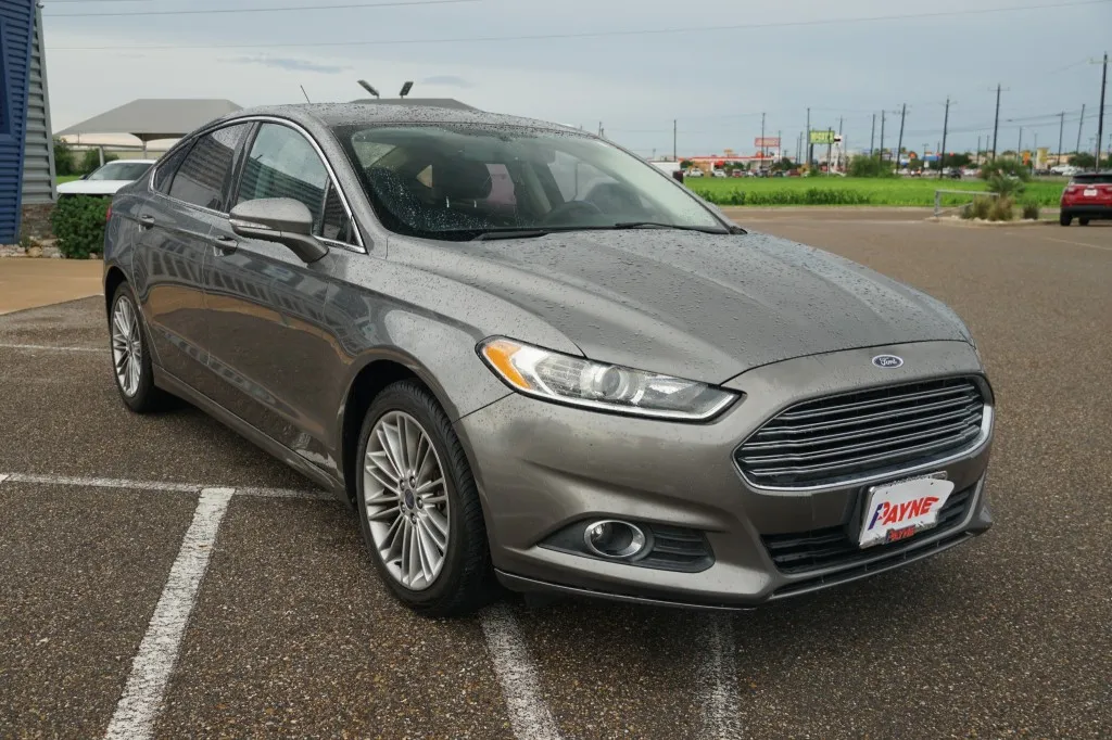 2014 Ford Fusion SE