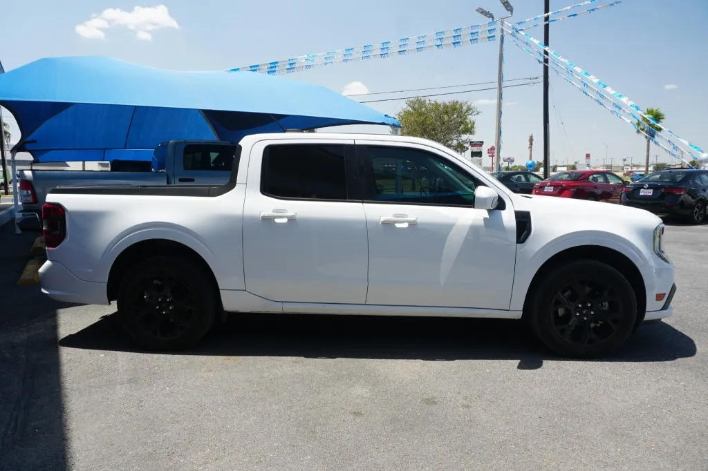2025 Ford Maverick Lobo Standard