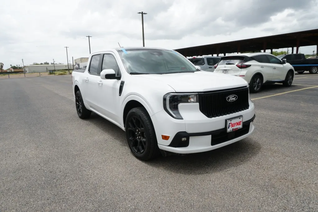 2025 Ford Maverick Lobo Standard