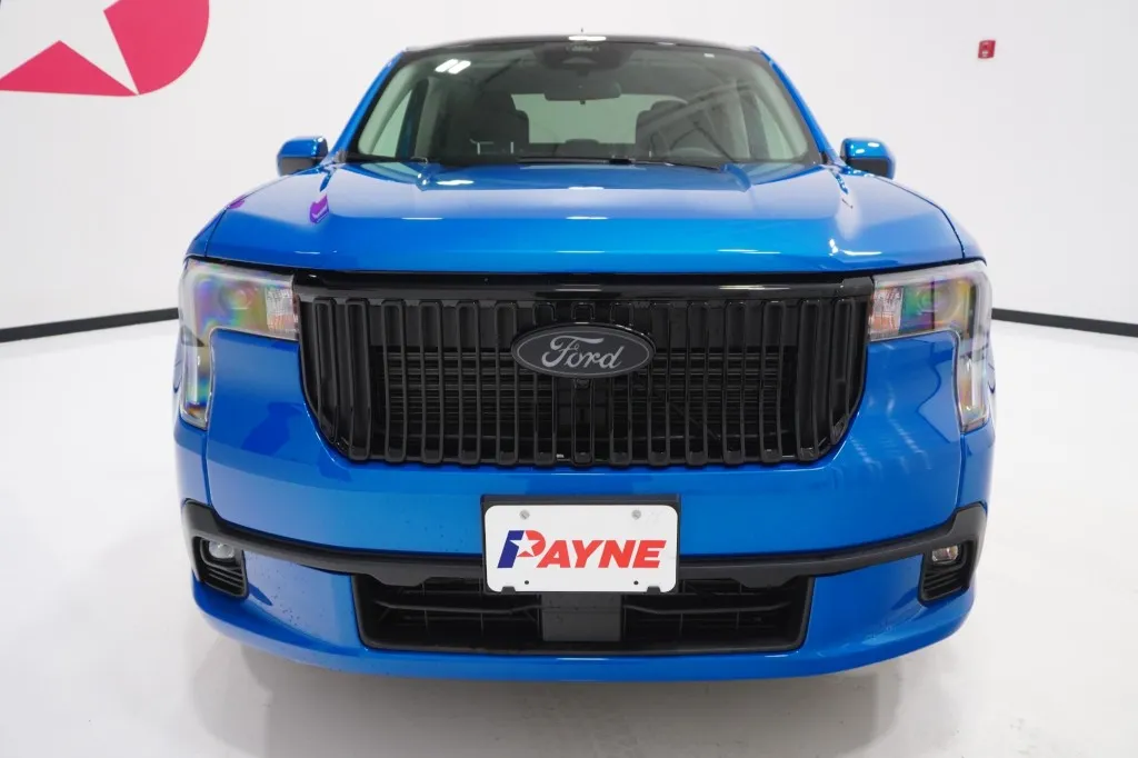 2026 Ford Maverick Lobo Standard