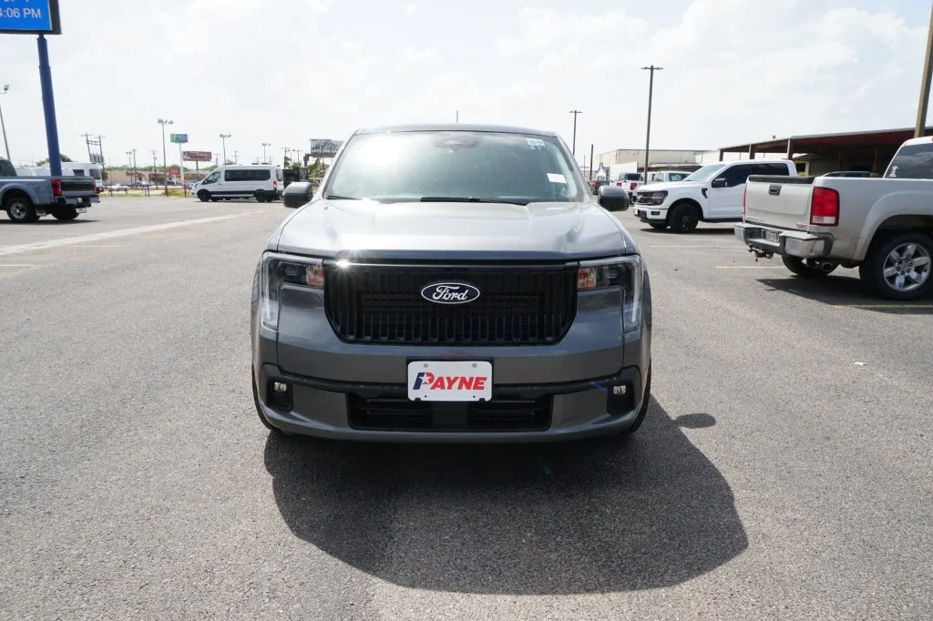 2026 Ford Maverick Lobo Standard