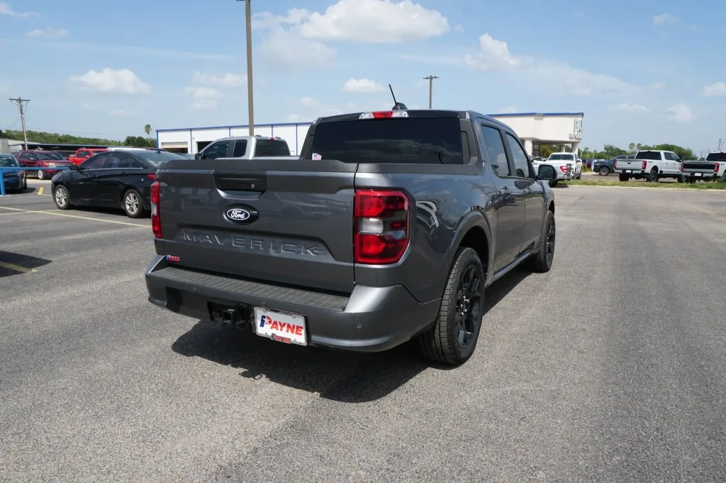 2026 Ford Maverick Lobo Standard