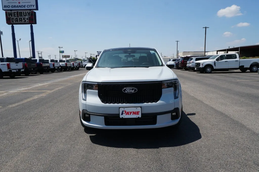 2026 Ford Maverick Lobo Standard