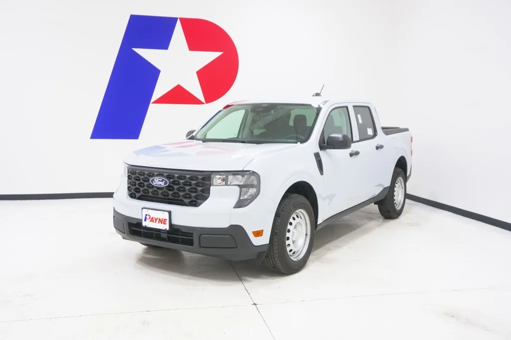 2026 Ford Maverick XL's photo