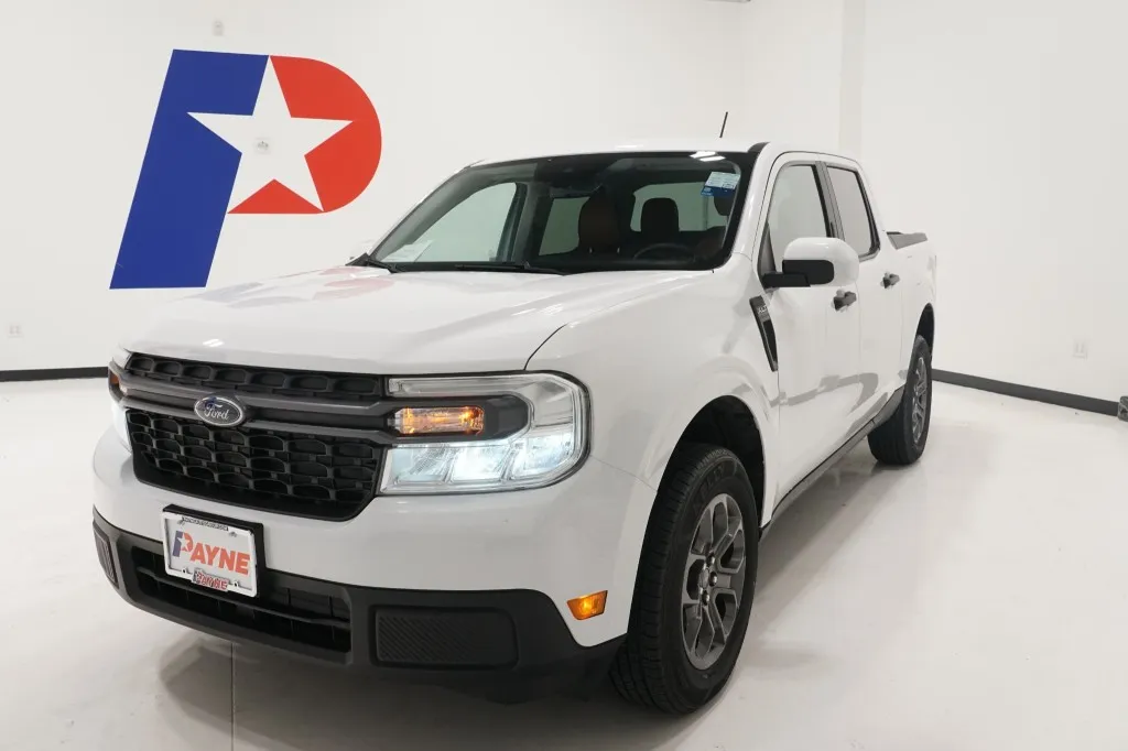 2023 Ford Maverick XL