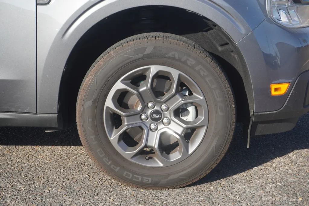 2023 Ford Maverick XL 2023 Ford Maverick XL