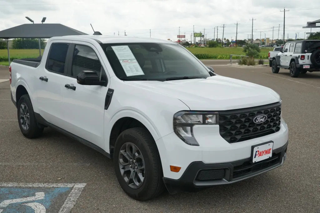 2025 Ford Maverick XLT