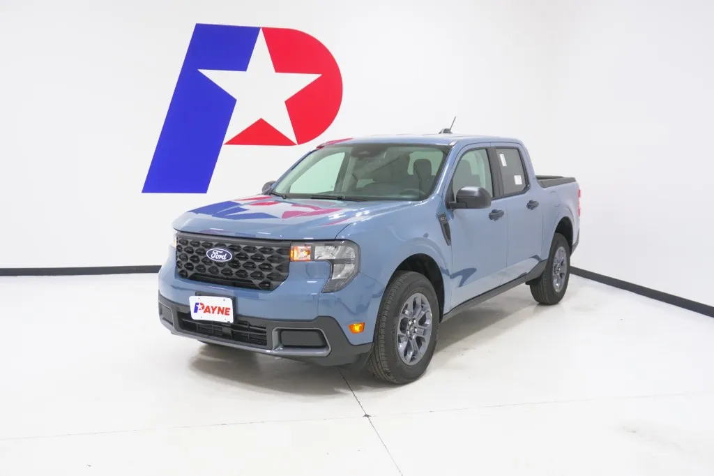 2025 Ford Maverick XLT's photo