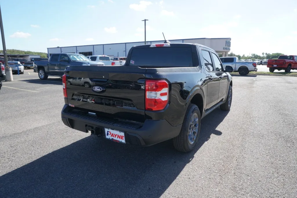 2025 Ford Maverick XLT