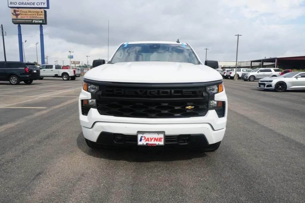2023 Chevrolet Silverado 1500 Custom