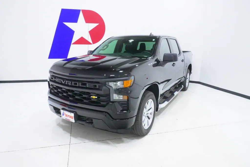 2024 Chevrolet Silverado 1500 Custom