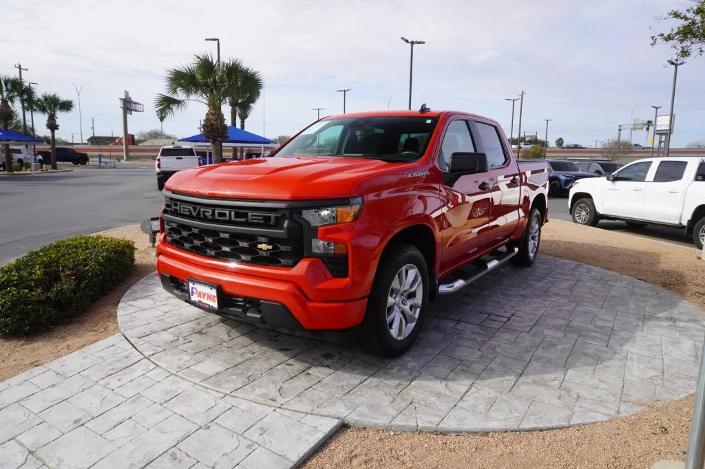 2024 Chevrolet Silverado 1500 Custom