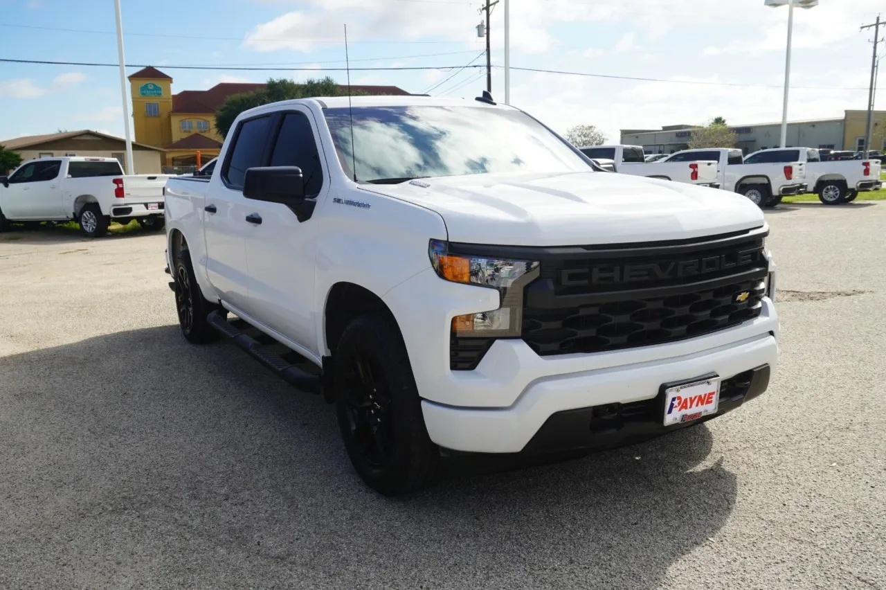 2025 Chevrolet Silverado 1500 Custom