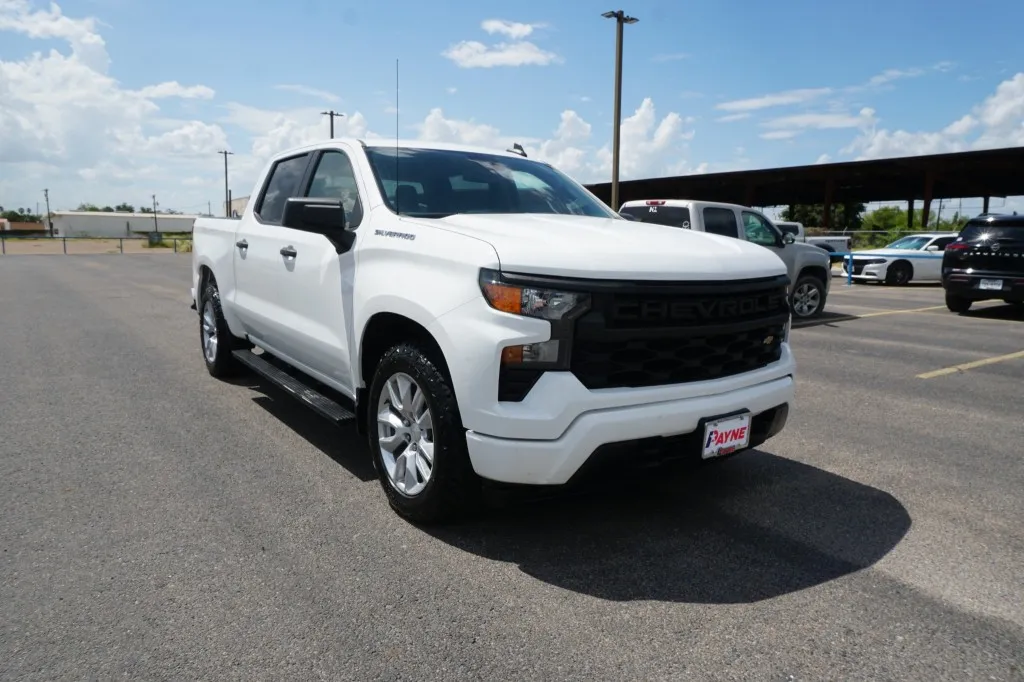 2023 Chevrolet Silverado 1500 Custom