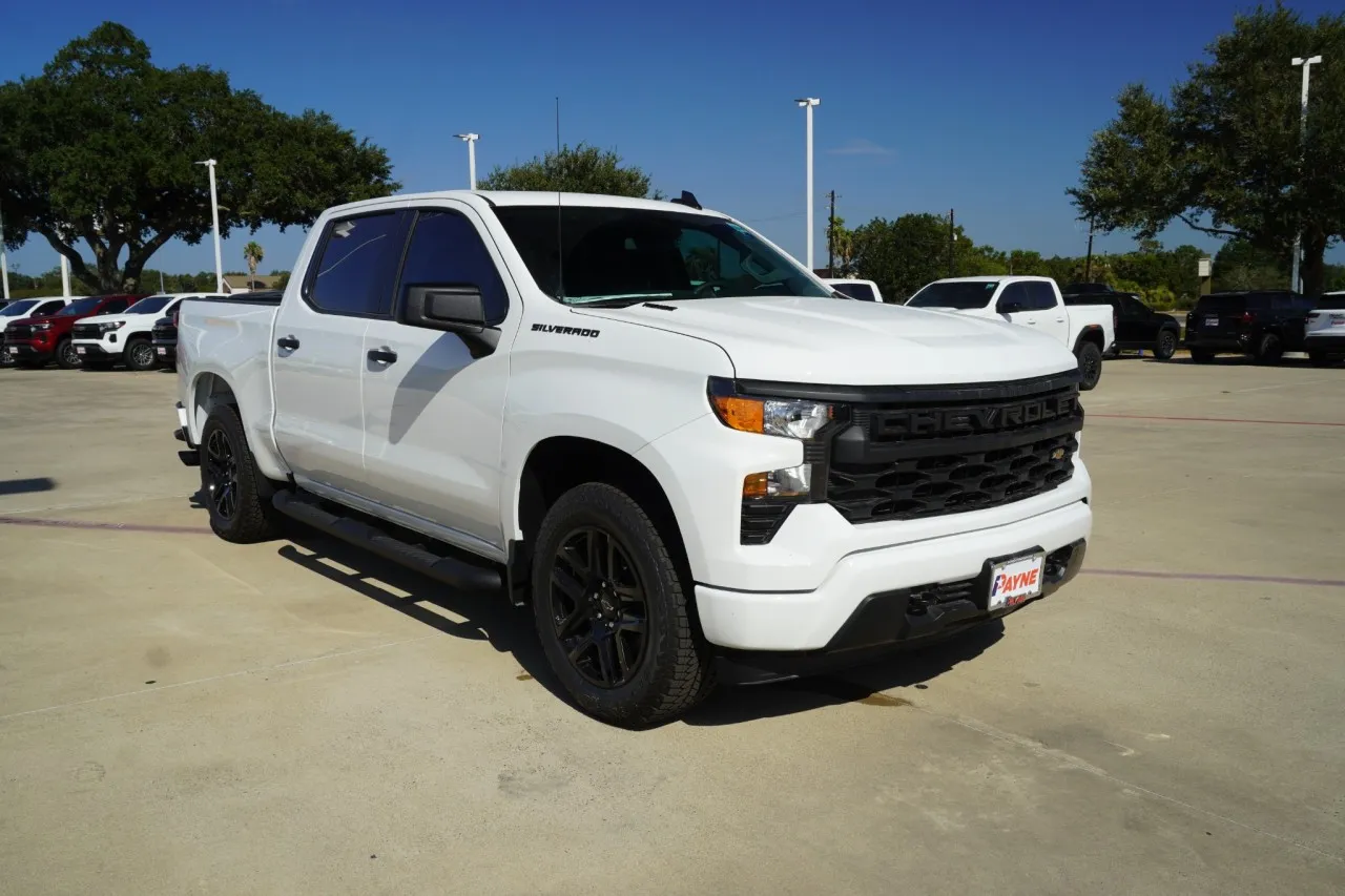 2026 Chevrolet Silverado 1500 Custom