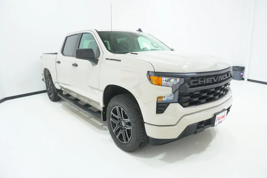 2026 Chevrolet Silverado 1500 Custom