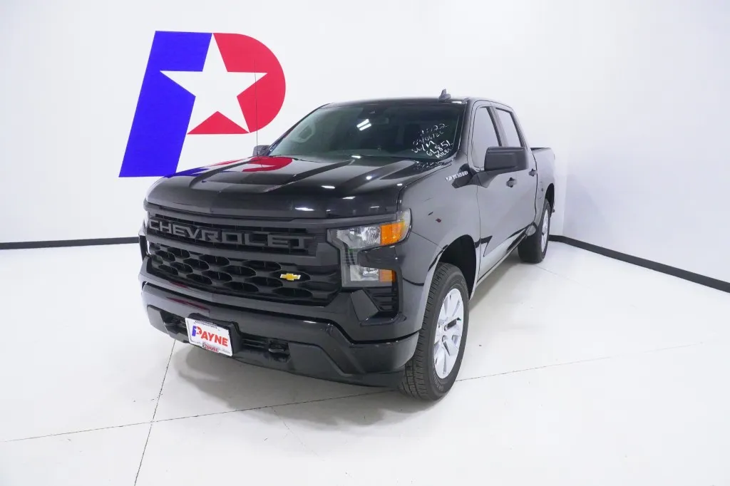2022 Chevrolet Silverado 1500 Custom
