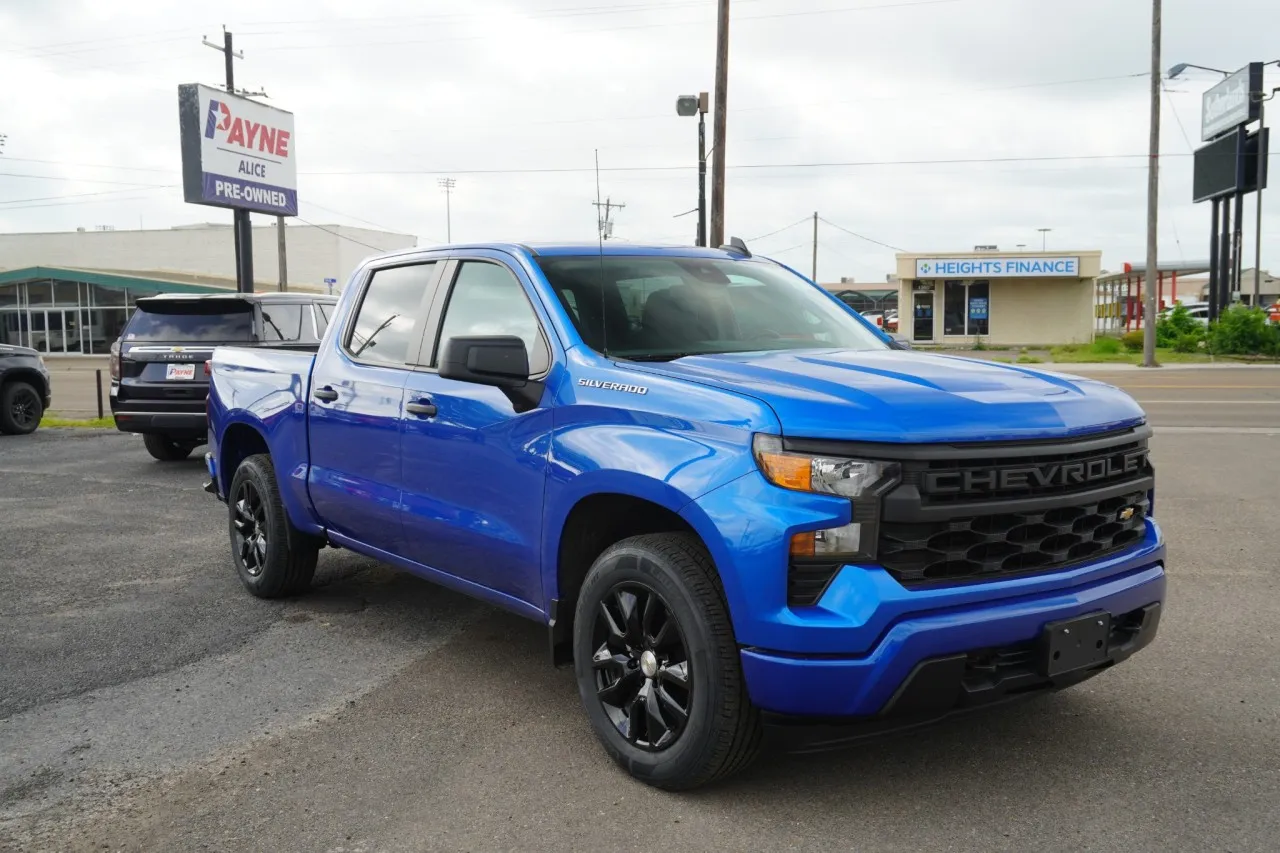 2024 Chevrolet Silverado 1500 Custom
