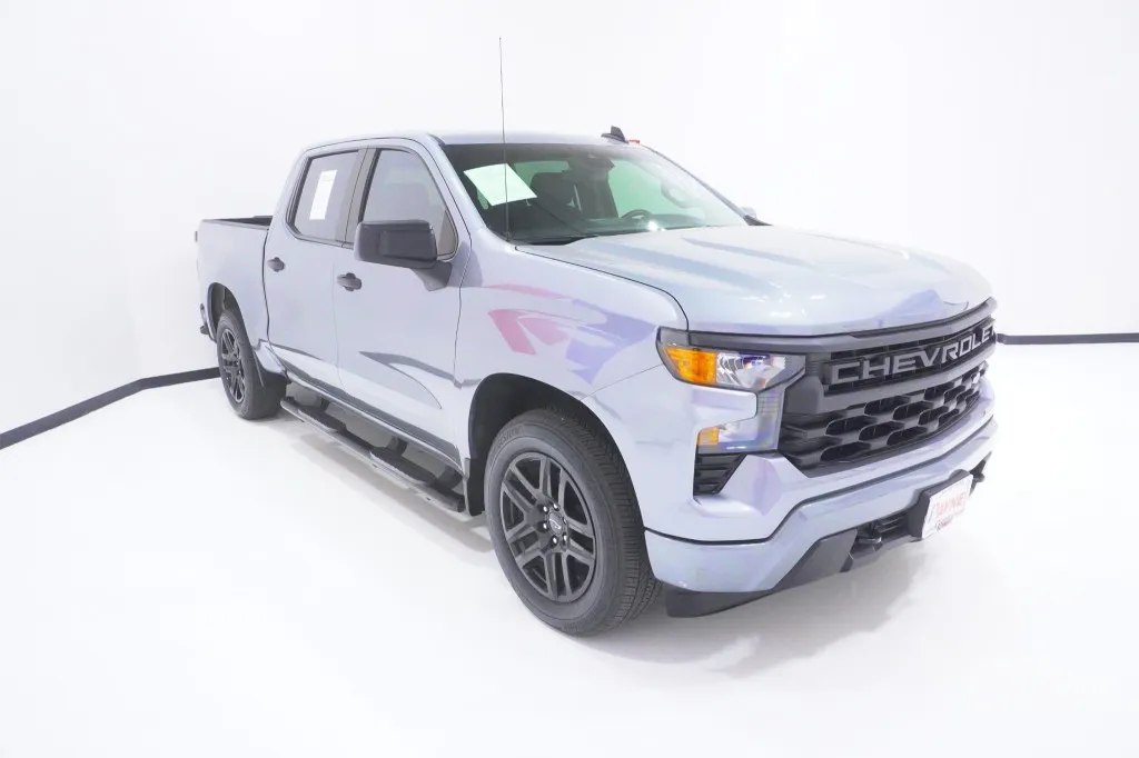 2024 Chevrolet Silverado 1500 Custom