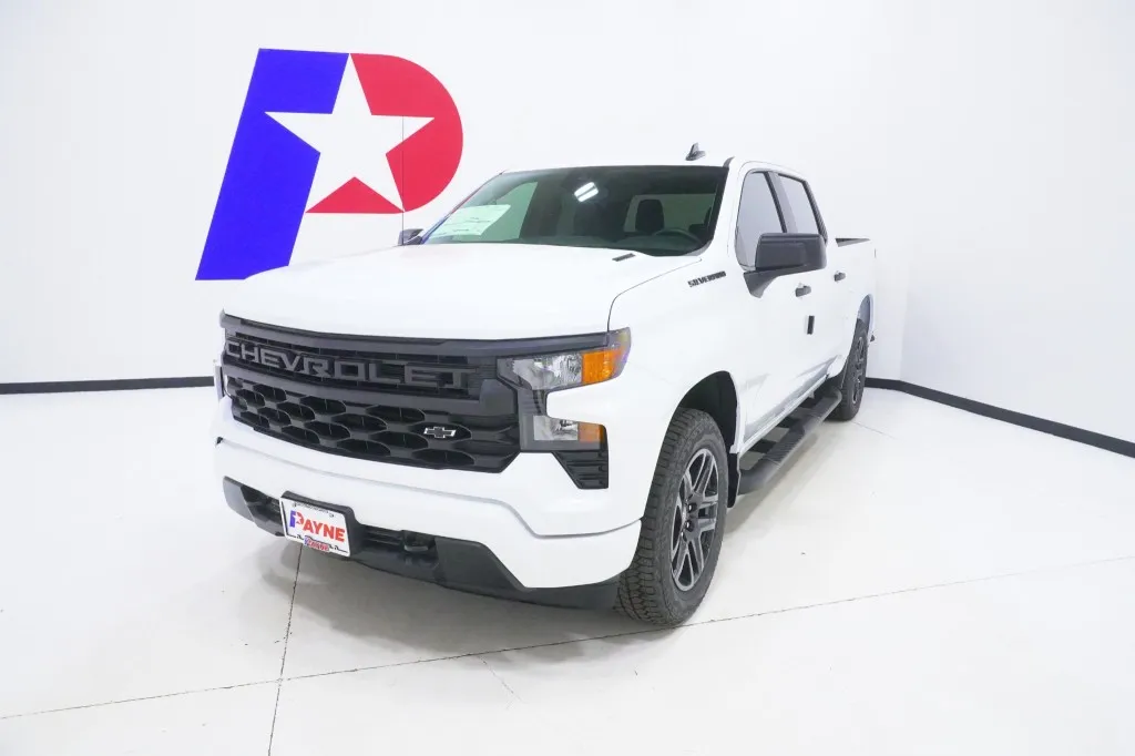 2026 Chevrolet Silverado 1500 Custom