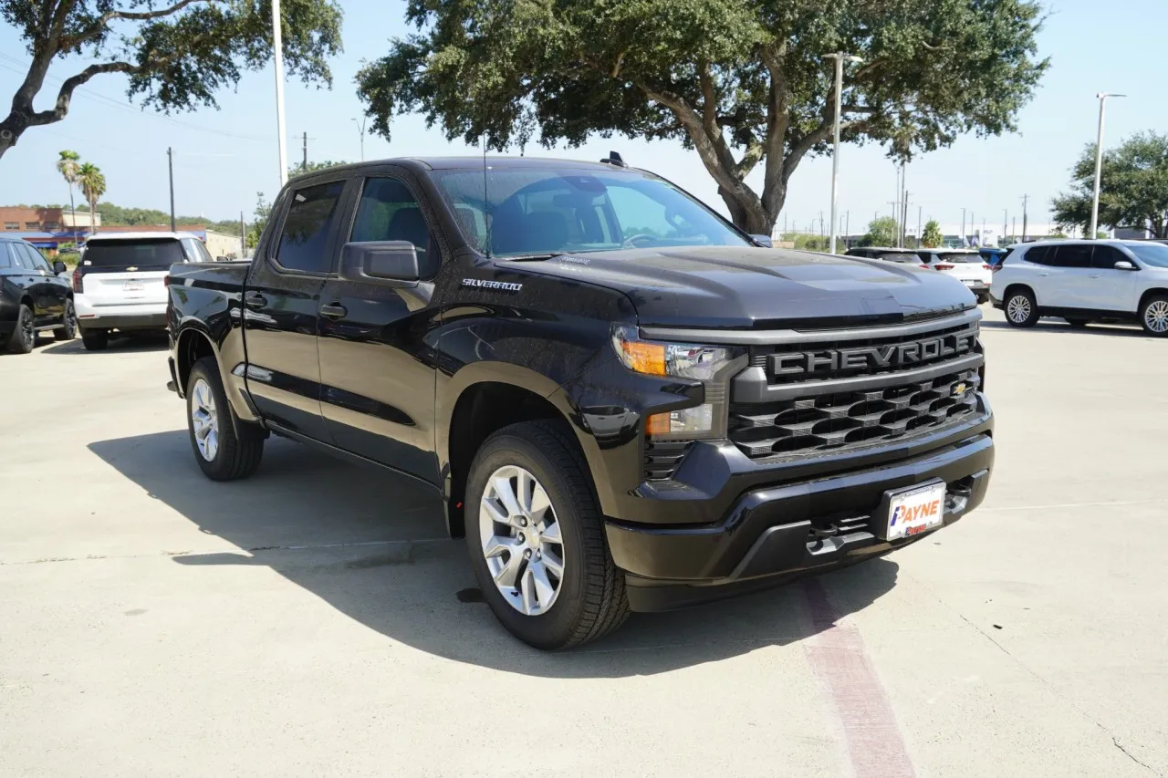 2026 Chevrolet Silverado 1500 Custom