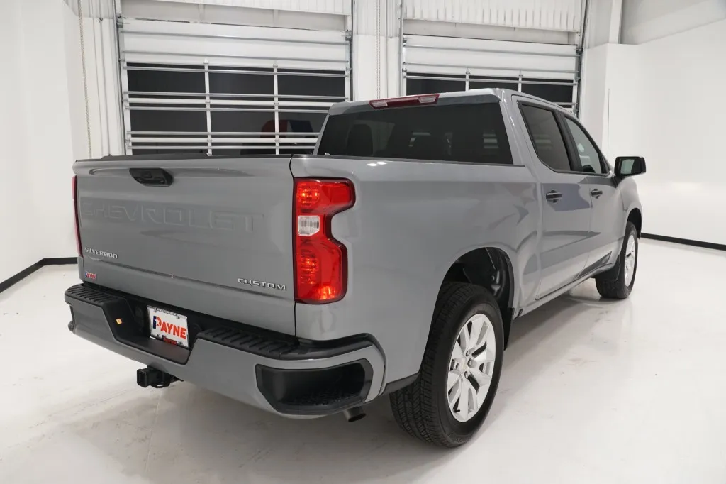 2026 Chevrolet Silverado 1500 Custom 2026 Chevrolet Silverado 1500 Custom