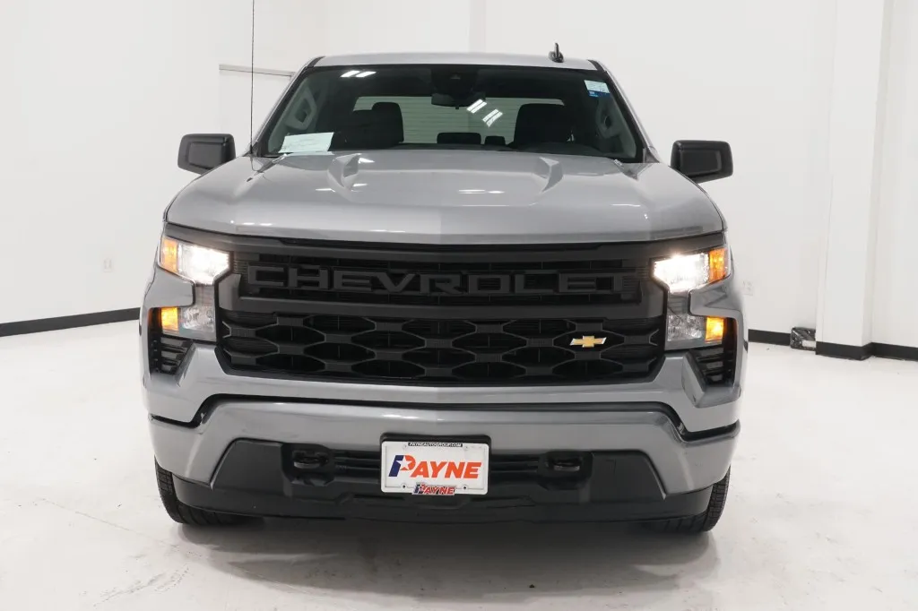 2026 Chevrolet Silverado 1500 Custom 2026 Chevrolet Silverado 1500 Custom