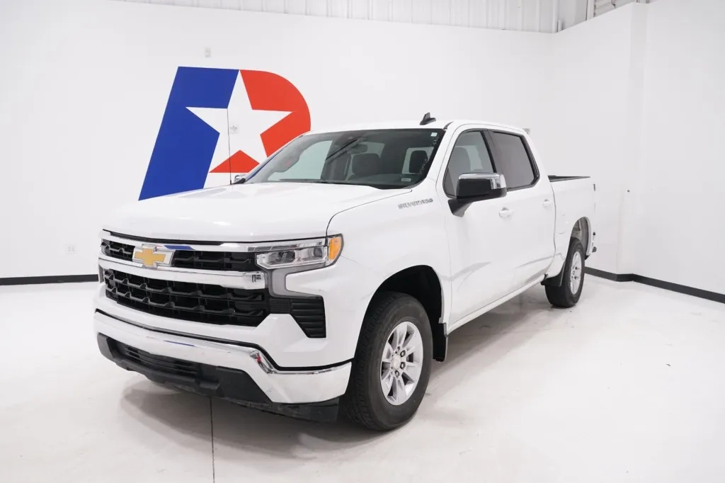 2025 Chevrolet Silverado 1500 LT