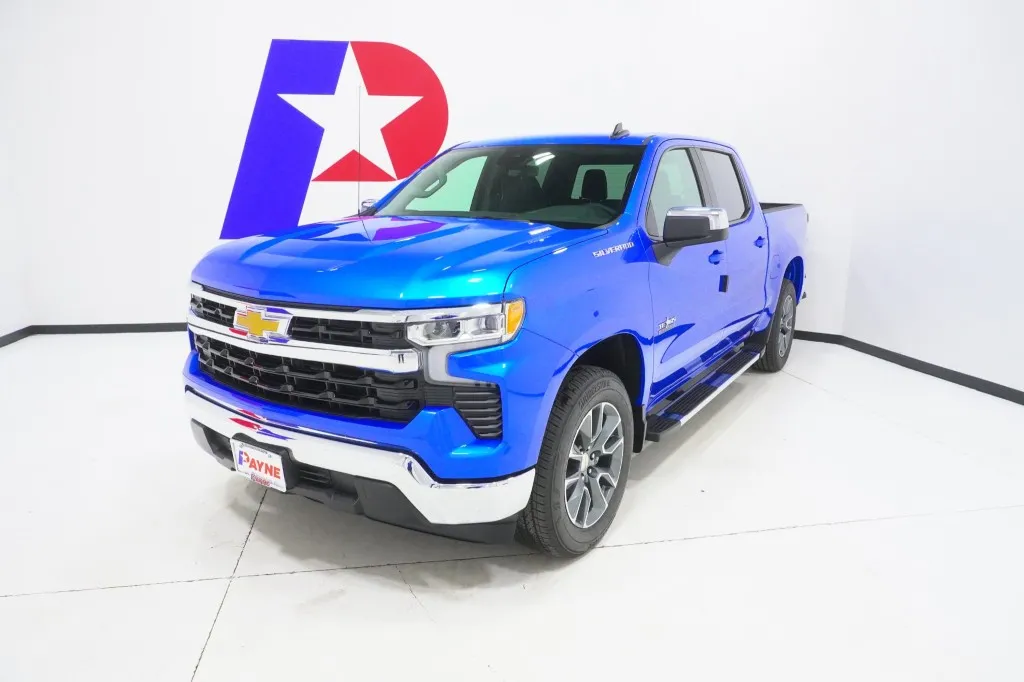 2026 Chevrolet Silverado 1500 LT's photo