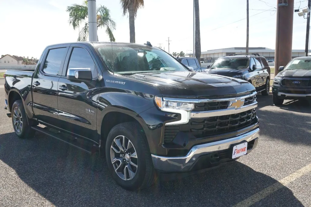 2025 Chevrolet Silverado 1500 LT