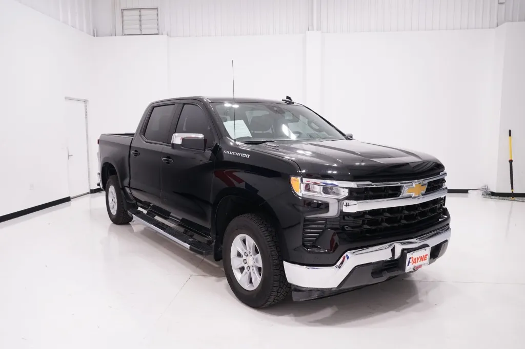 2024 Chevrolet Silverado 1500 LT