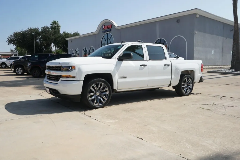 Chevrolet Silverado 1500's photo