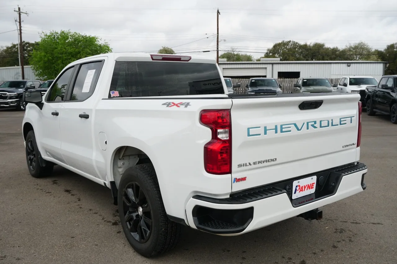 2023 Chevrolet Silverado 1500 Custom