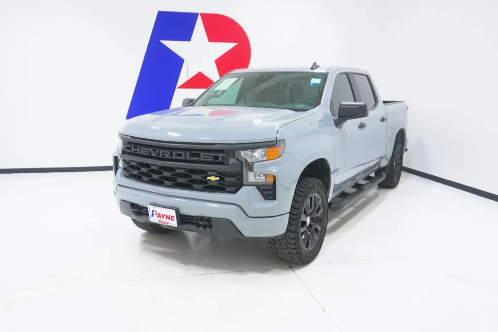 2024 Chevrolet Silverado 1500 Custom