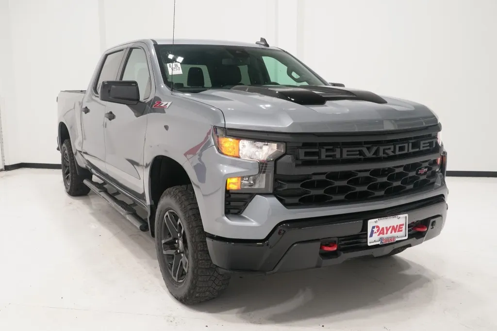 2023 Chevrolet Silverado 1500 Custom Trail Boss