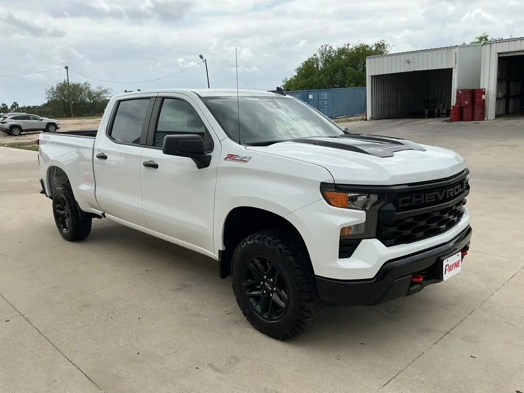 2023 Chevrolet Silverado 1500 Custom Trail Boss